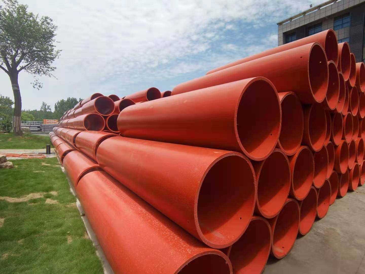 客戶送禮見(jiàn)證工地收貨(圖1) 客戶送禮見(jiàn)證工地收貨(圖1)